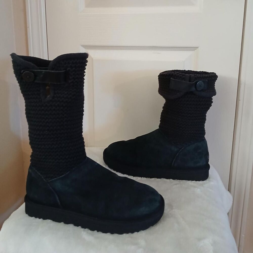 UGG Shaina black chunky knit and suede boots with buttons size 11 Y2K style